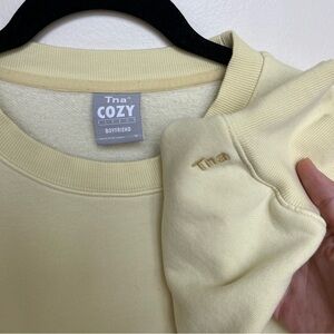 TNA Aritzia Cozy Boyfriend Fleece Crewneck Sweater